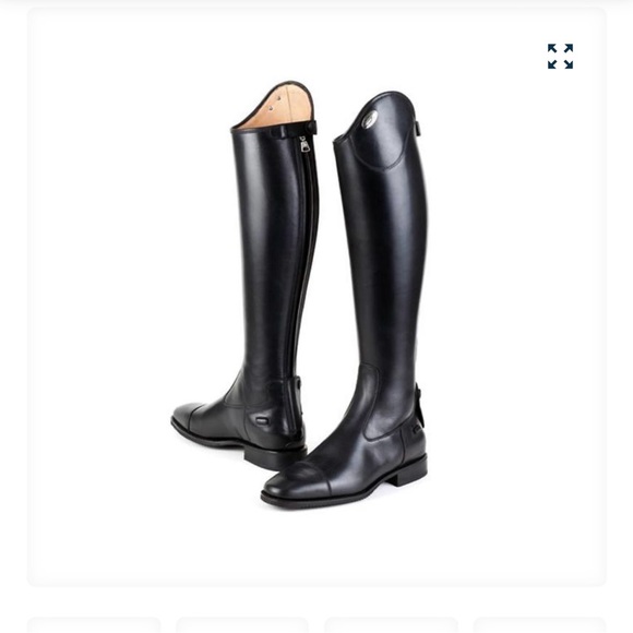 BRAND NEW US Size 9 (UK size 7) DeNiro Tall Boots - Picture 1 of 3